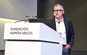 Democracia y autoritarismo en el siglo XXI