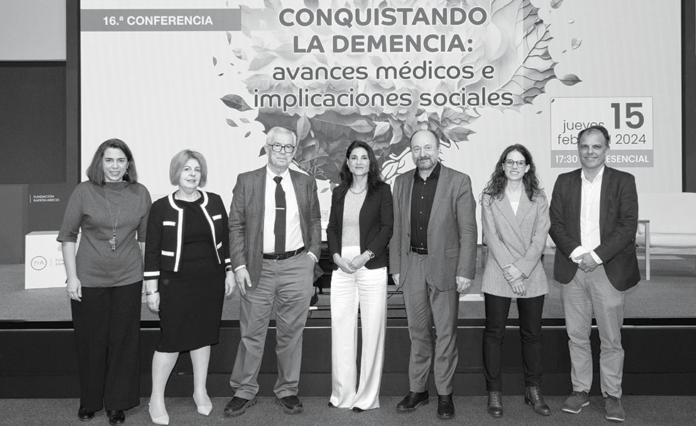 Foto de familia de la jornada Ciclo de Conferencias y Debates en Ciencias organizado por Springer-Nature